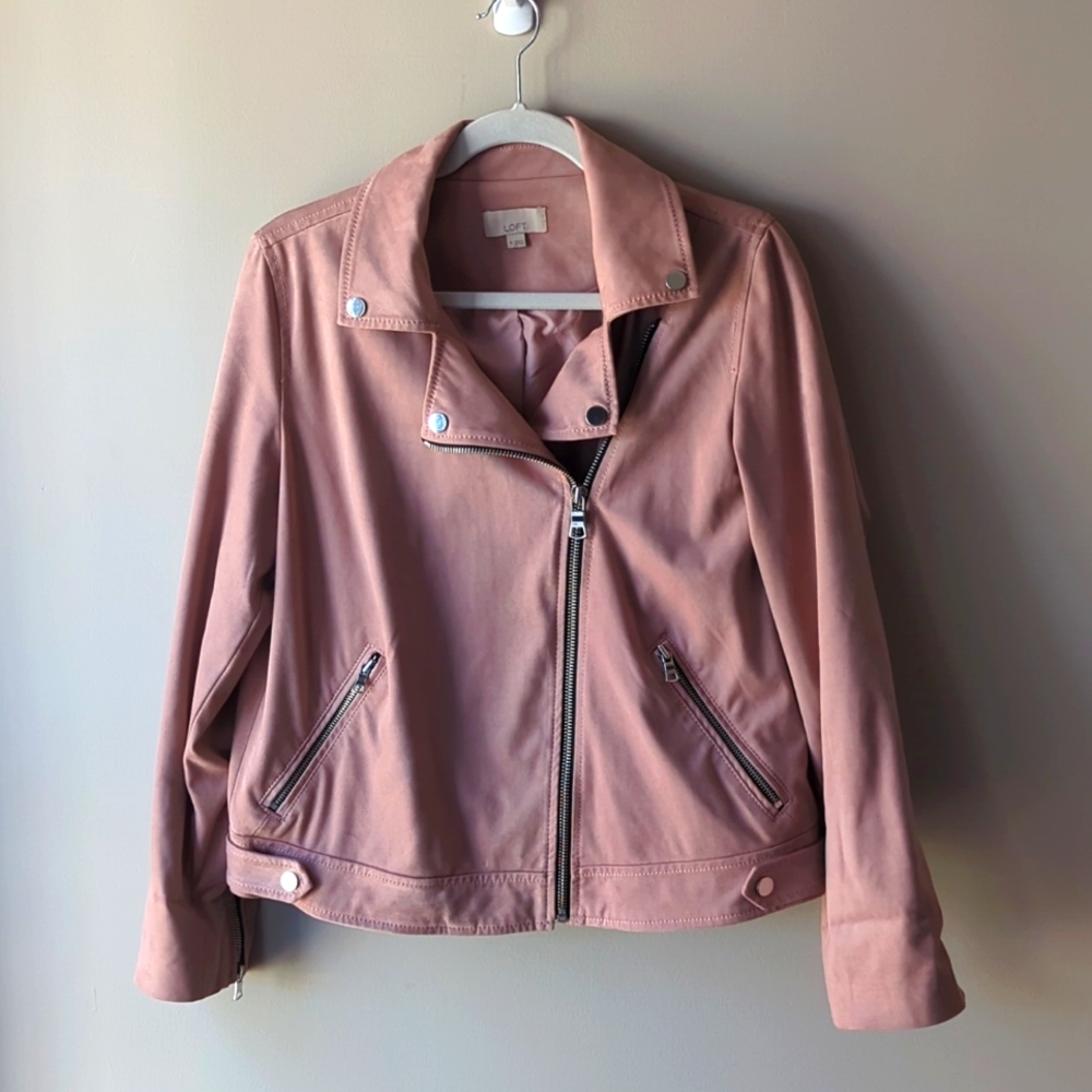 LOFT dusty rose pink moto jacket with cross zip and zipper pockets, size Medium